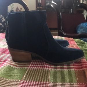 Ankle boots